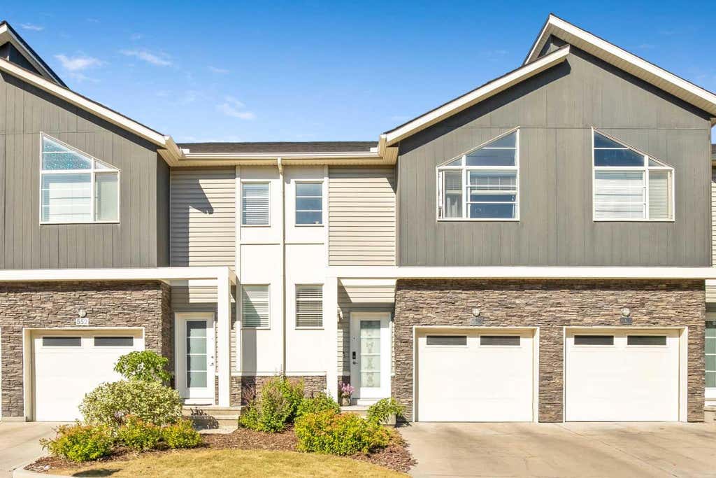 Photo of 554 Redstone View NE, Calgary, AB T3N 0M9 (MLS # A2335819)