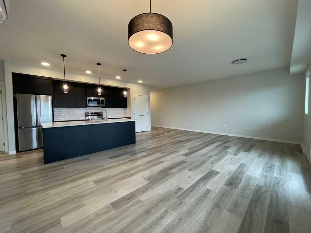 42 Cranbrook Gardens SE 2304