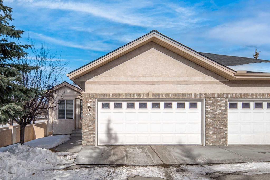 Photo of 10888 Panorama Hills Boulevard NW #178, Calgary, AB T3K 5L1 (MLS # A2289436)