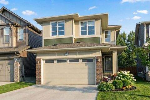 Photo of 223 Savanna Way NE, Calgary, AB T3J 0Z9 (MLS # A2304870)