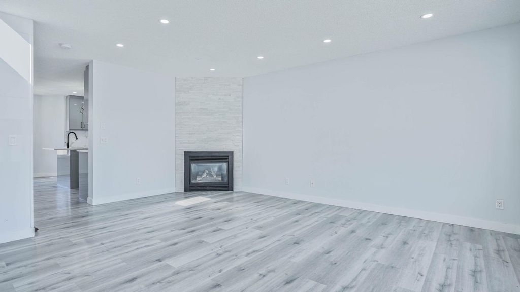 Photo of 74 Country Hills Crescent NW, Calgary, AB T3K 5A7 (MLS # A2301605)
