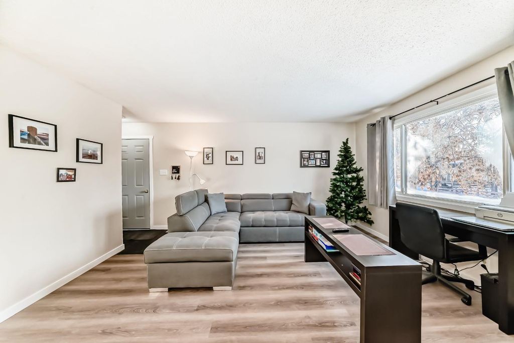 Photo of 3221 32A Avenue SE, Calgary, AB T2B 0J6 (MLS # A2298702)