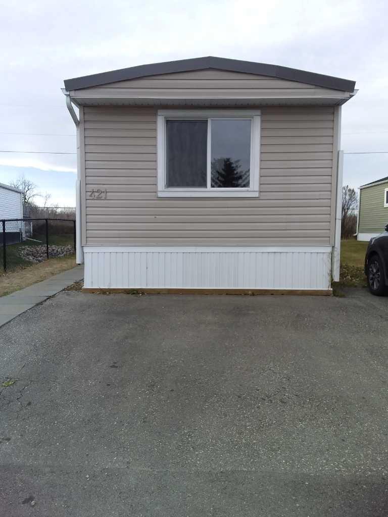 421 Kannell Drive NE