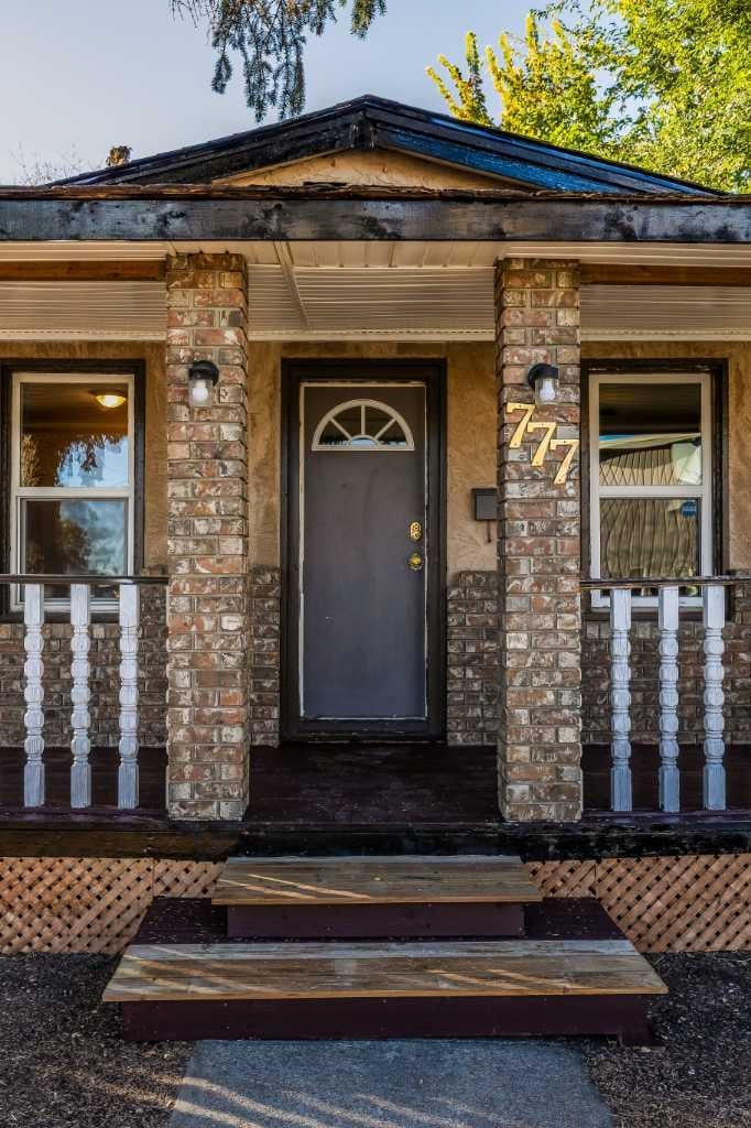 Photo of 777 7 Street SE, Medicine Hat, AB T1A 1K1 (MLS # A2349947)