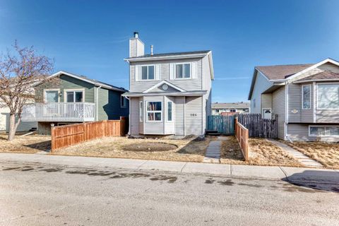 Photo of 104 Falmere Way NE, Calgary, AB T3J 2Y5 (MLS # A2286404)