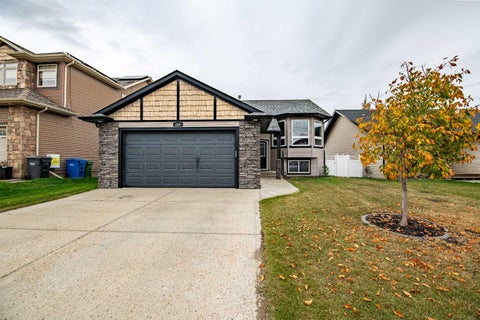 Photo of 110 Ingram Close, Red Deer, AB T4R 0A3 (MLS # A2343278)