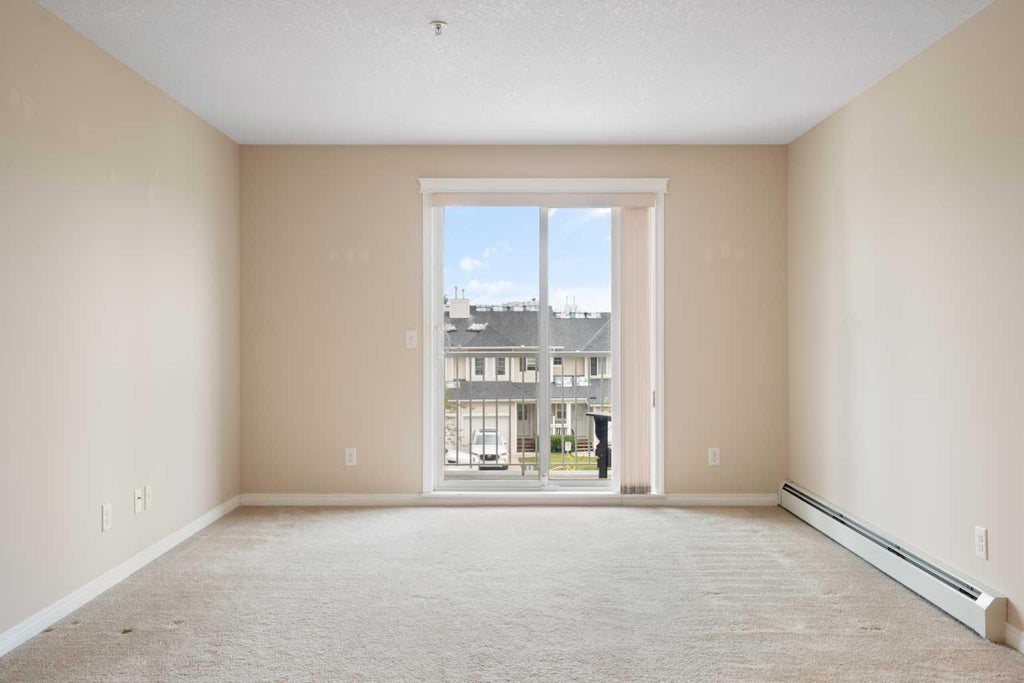 Photo of 31 Country Village Manor NE #4314, Calgary, AB T3K 0T3 (MLS # A2319181)