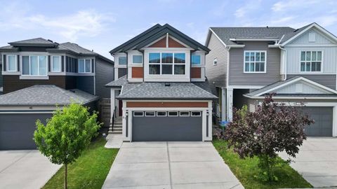41 Seton Grove SE Calgary AB T3M 3M8
