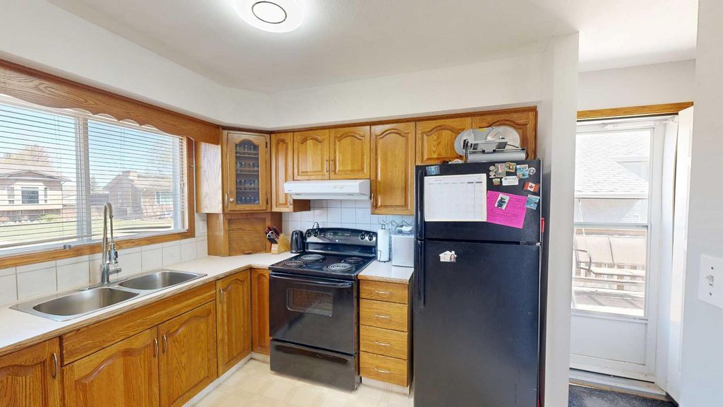 Photo of 2119 17A Avenue, Coaldale, AB T1M 1K3 (MLS # A2307846)