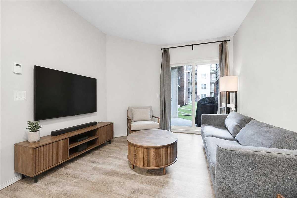 73 Erin Woods Court SE 1108