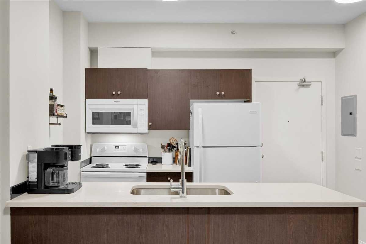 73 Erin Woods Court SE 1108