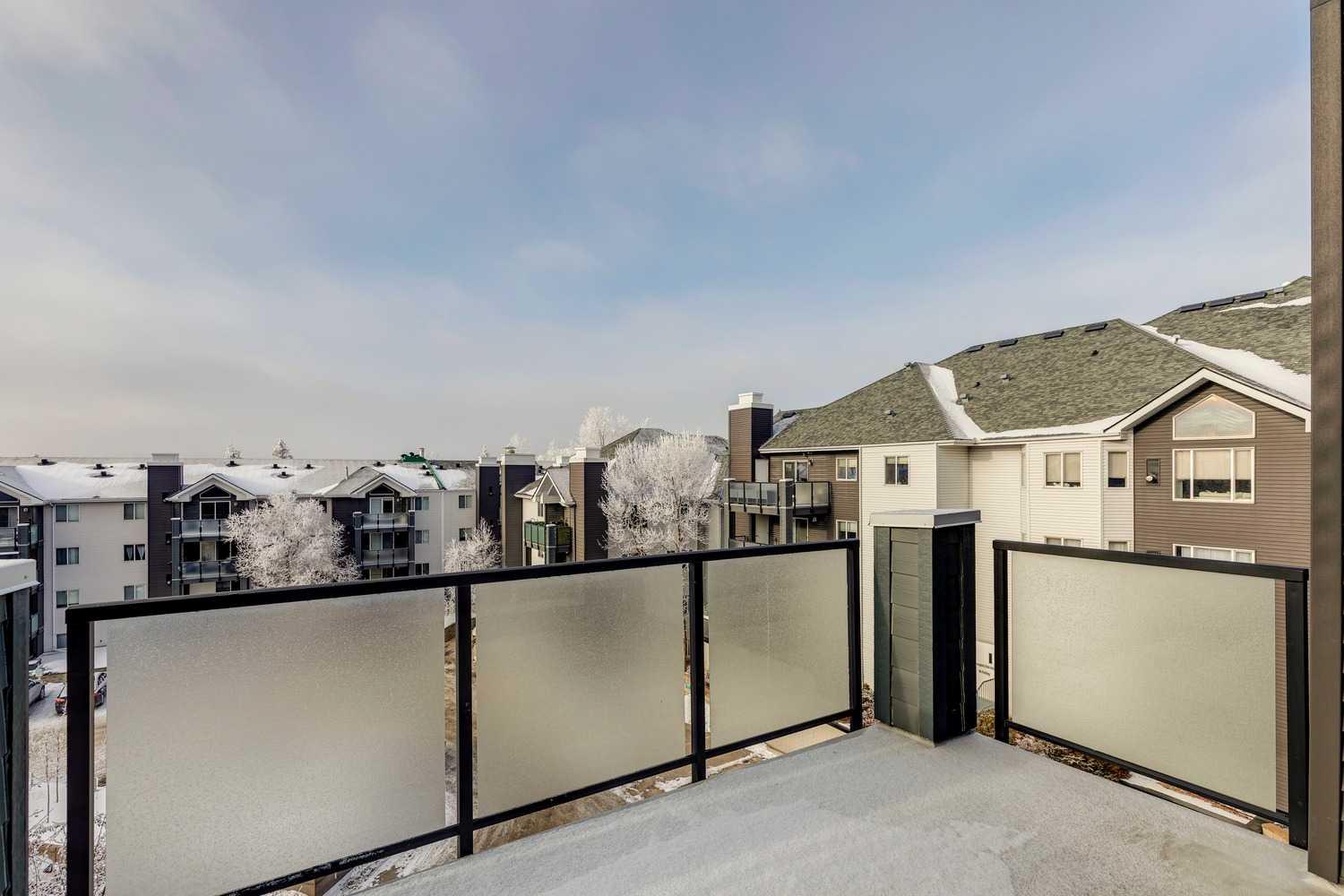 20 Sierra Morena Mews SW 418