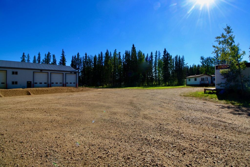 Photo of 953 Bear Paw Crescent, Zama City, AB T0H 4E0 (MLS # A2314061)