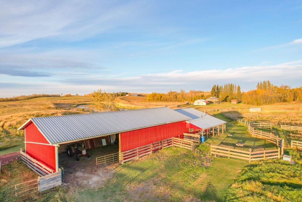 Photo of 42246 Range Road 220, Rural Camrose County, AB T0B 0H0 (MLS # A2350195)