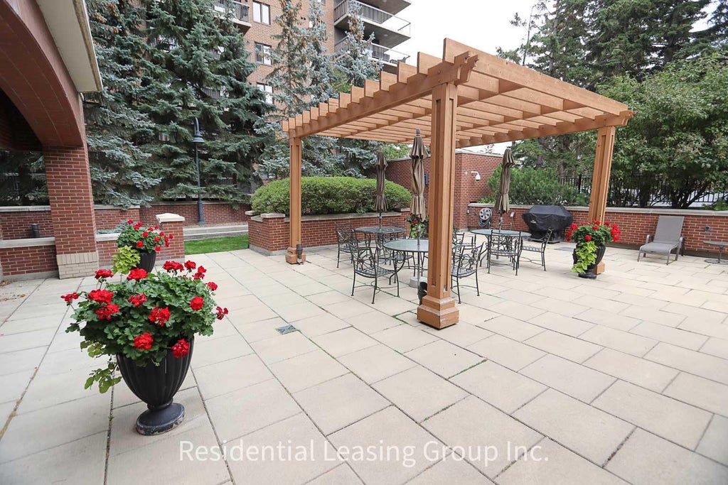 Photo of 228 26 Avenue SW #601, Calgary, AB T2S 3C6 (MLS # A2339106)