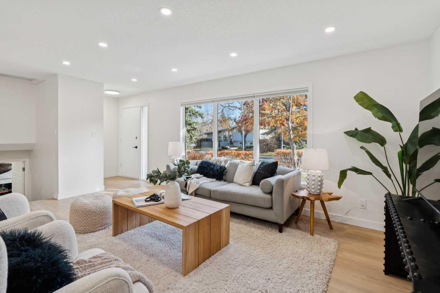 9607 Oakhill Drive SW