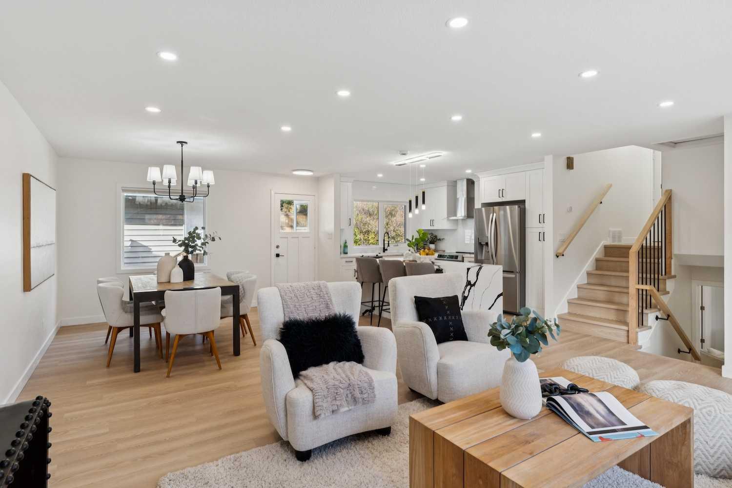 9607 Oakhill Drive SW