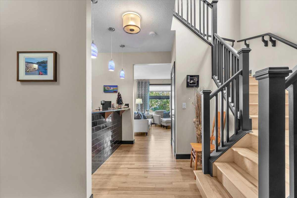 58 Valley Pointe Way NW