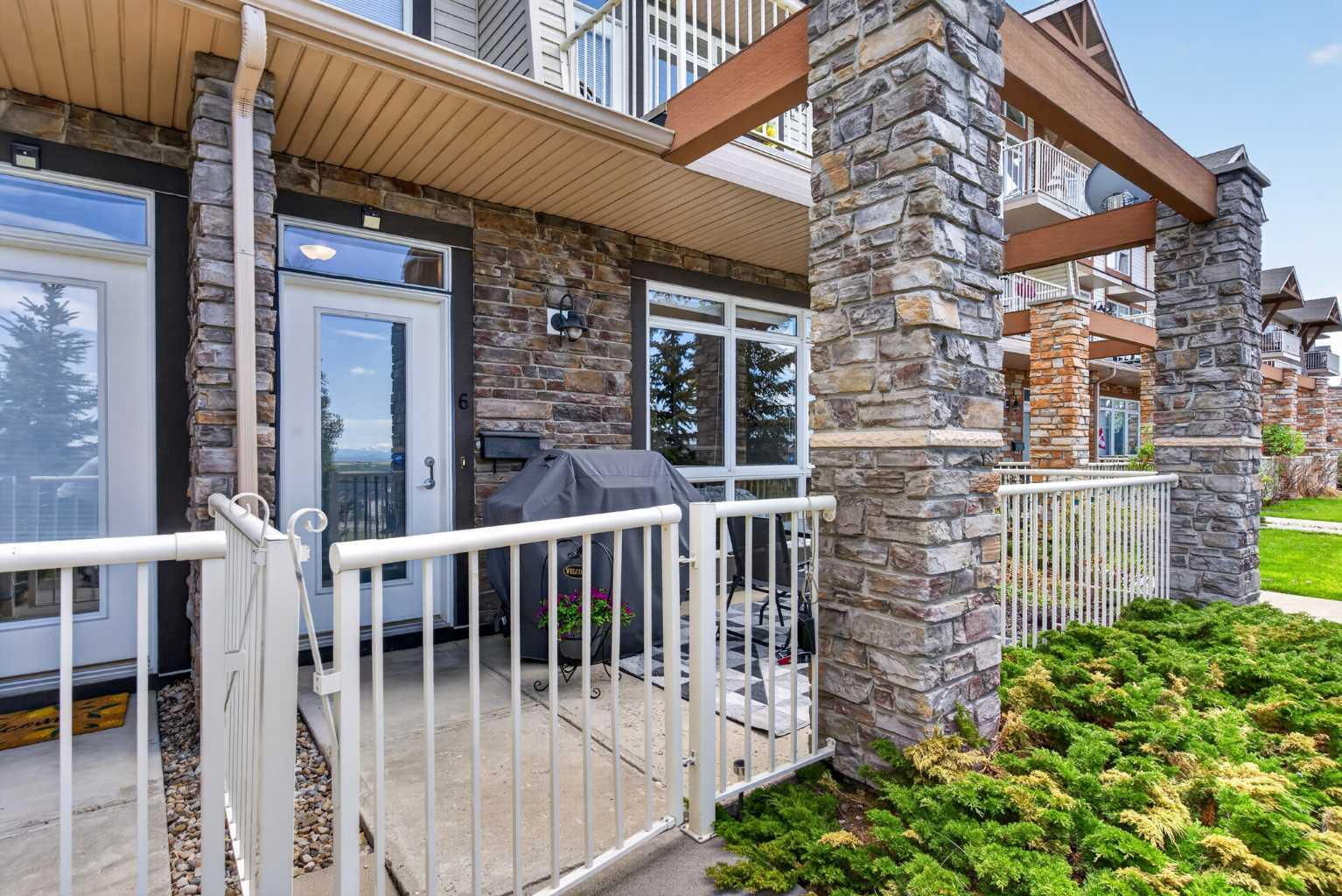 108 Rockyledge View NW 6