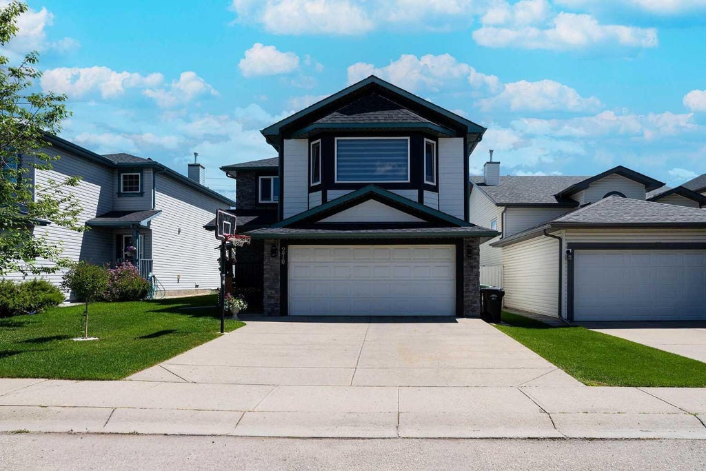 Photo of 270 Somerside Park SW, Calgary, AB T2Y 3G5 (MLS # A2345784)