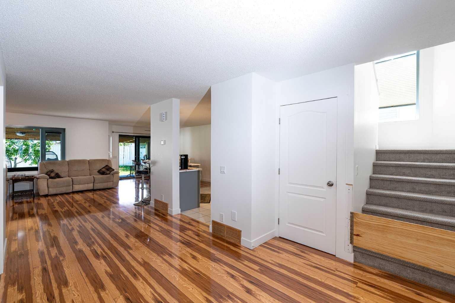270 Somerside Park SW