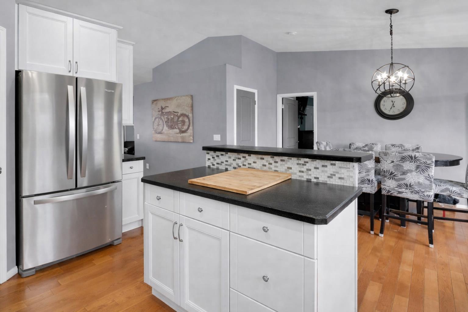 230 Aspen Creek Crescent