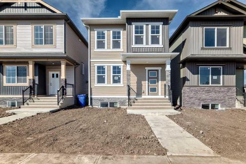 Photo of 156 Belvedere Park SE, Calgary, AB T2A 8A1 (MLS # A2268376)