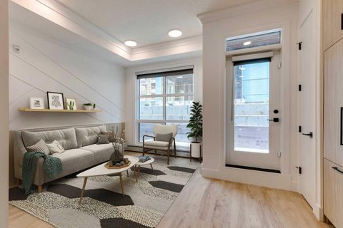 370 Dieppe Drive SW 101 Calgary AB T3E 0E6