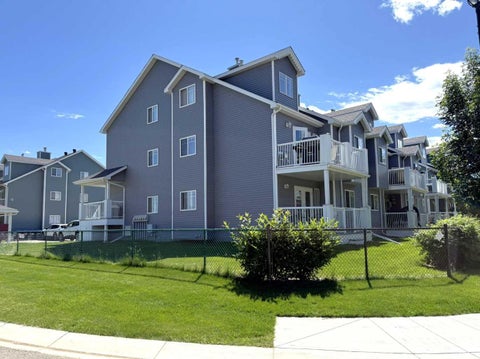 Photo of 5220 50A Avenue #306, Sylvan Lake, AB T4S 1E5 (MLS # A2343771)