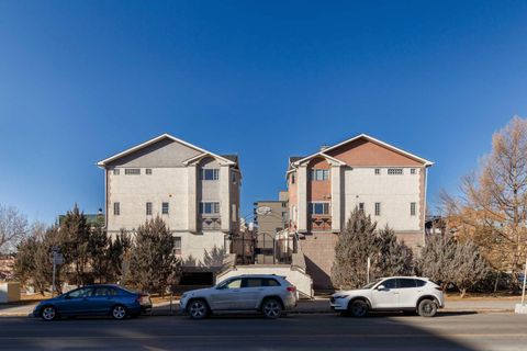 1525 11 Street SW Calgary AB T2R 1R3