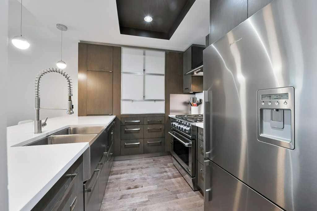Photo of 10 Shawnee Hill SW #607, Calgary, AB T2Y 0K5 (MLS # A2320482)