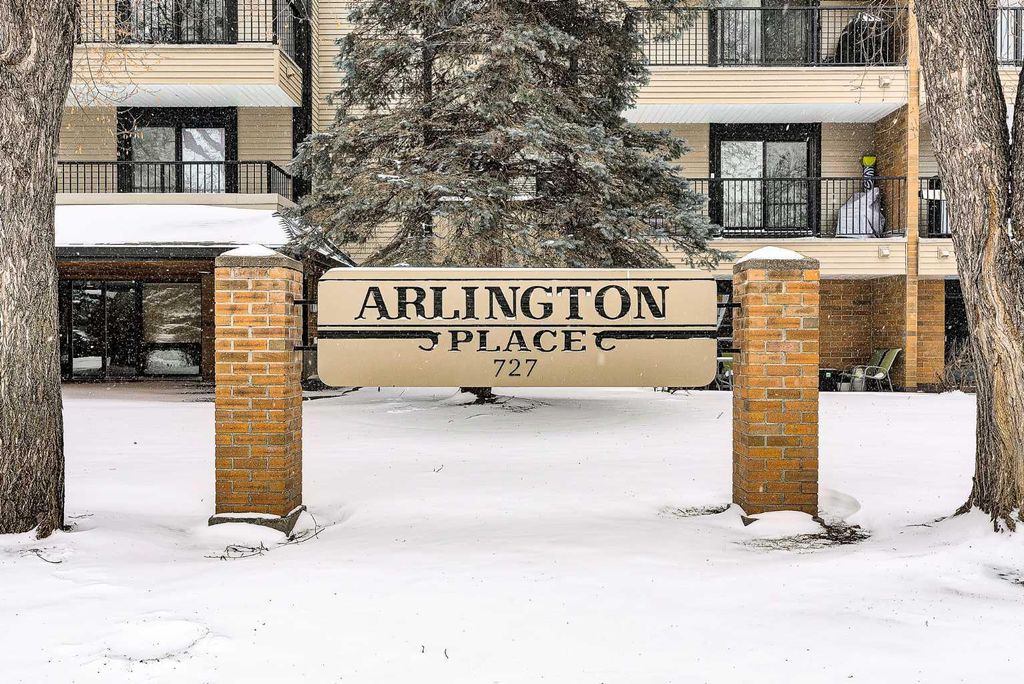 Photo of 727 56 Avenue SW #302, Calgary, AB T2V 4Z8 (MLS # A2286394)