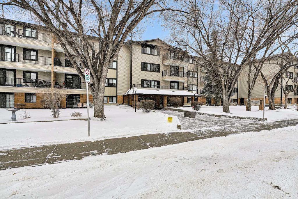 Photo of 727 56 Avenue SW #302, Calgary, AB T2V 4Z8 (MLS # A2286394)