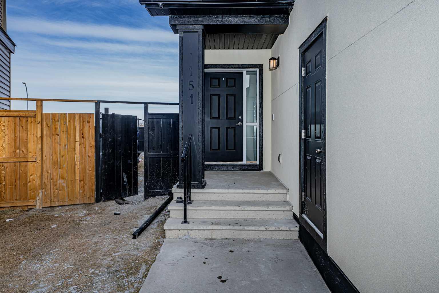 151 Martha's Meadow Close NE