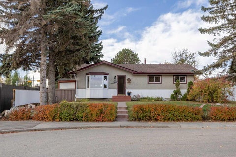 Photo of 9843 Auburn Road SE, Calgary, AB T2J 1C9 (MLS # A2351814)