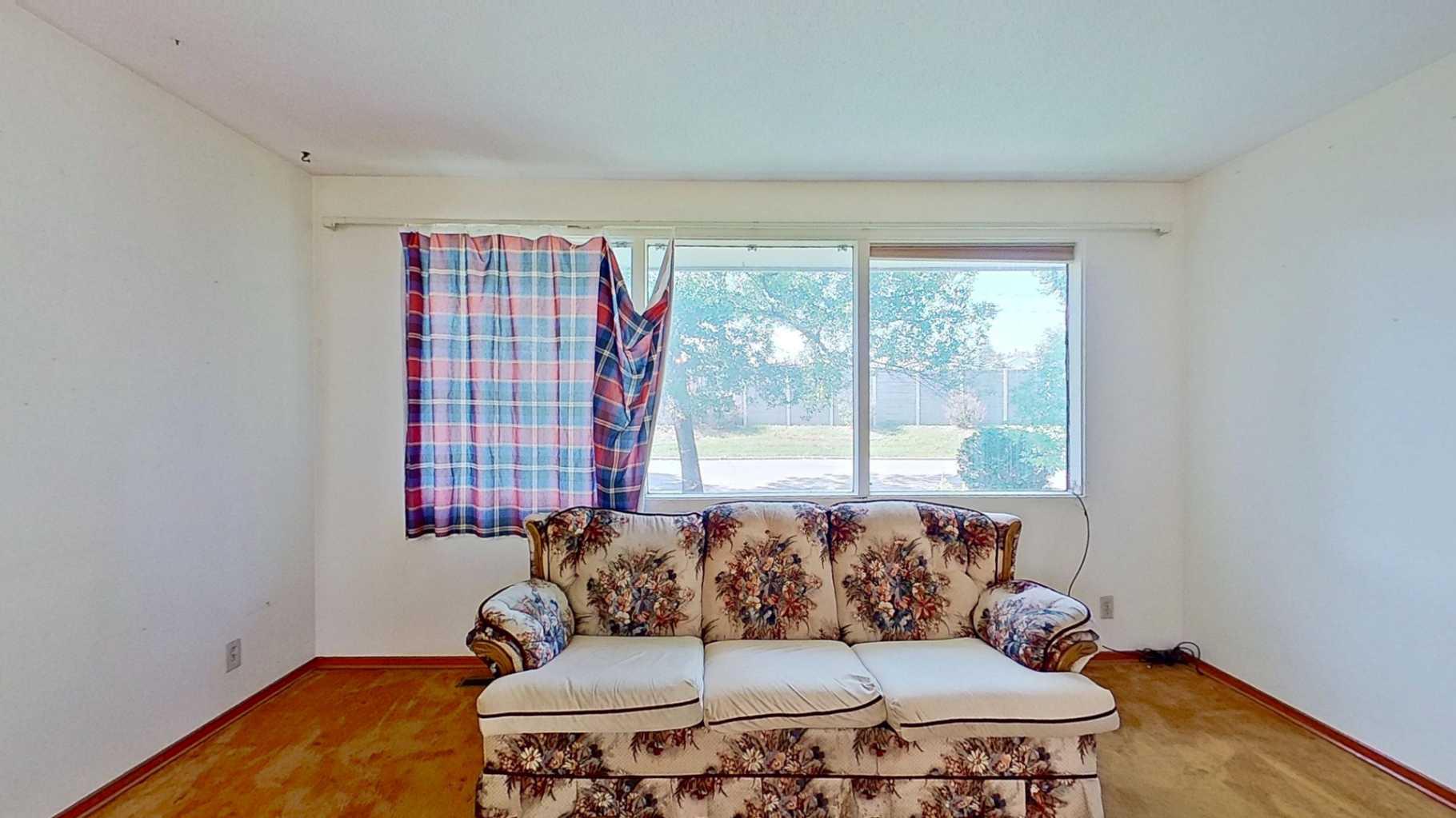236 Westwood Drive SW