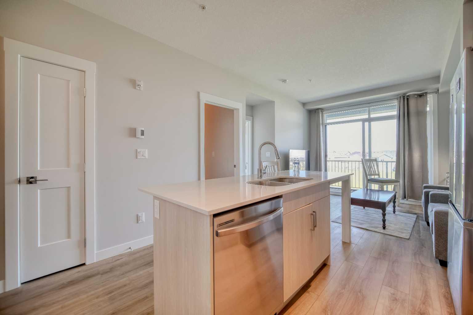 40 Sage Hill Walk NW 314