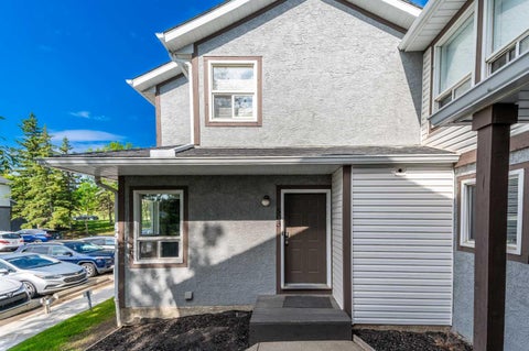 Photo of 503 Signal Hill Green SW, Calgary, AB T3H 2Y4 (MLS # A2353742)