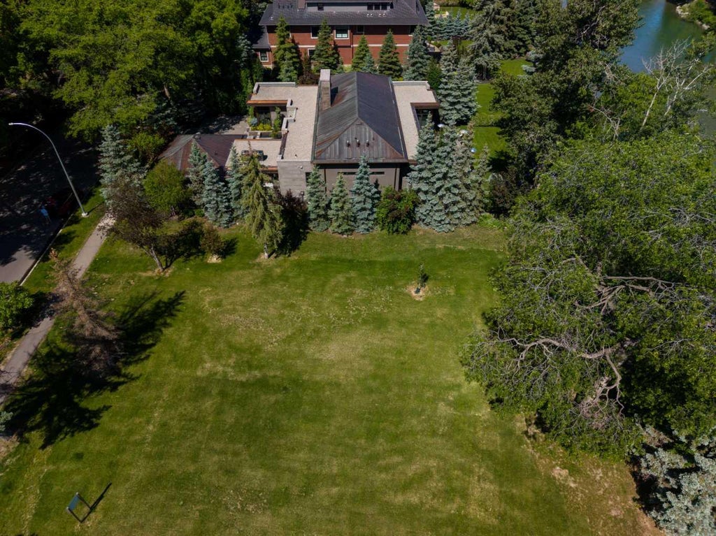 Photo of 708 Riverdale Avenue SW, Calgary, AB T2S 0Y3 (MLS # A2324046)