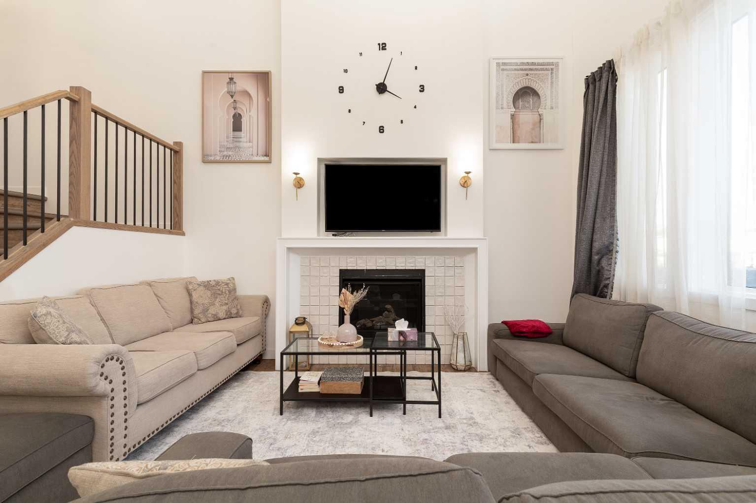 344 Rivergrove Chase W