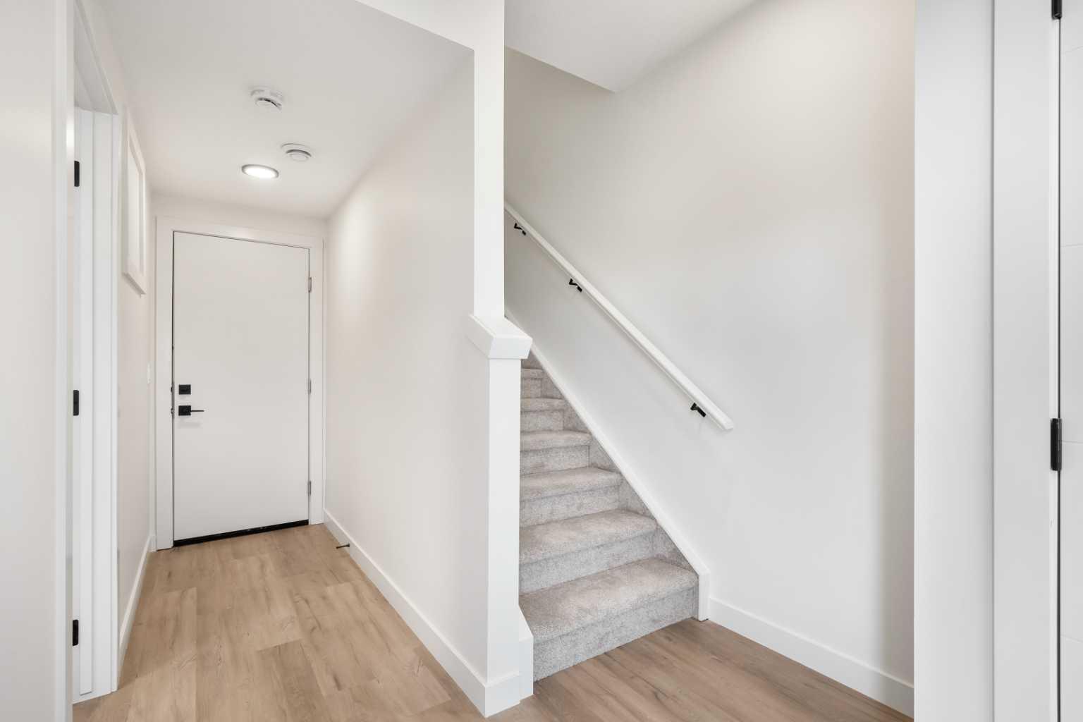 1230 3 Street SE 101