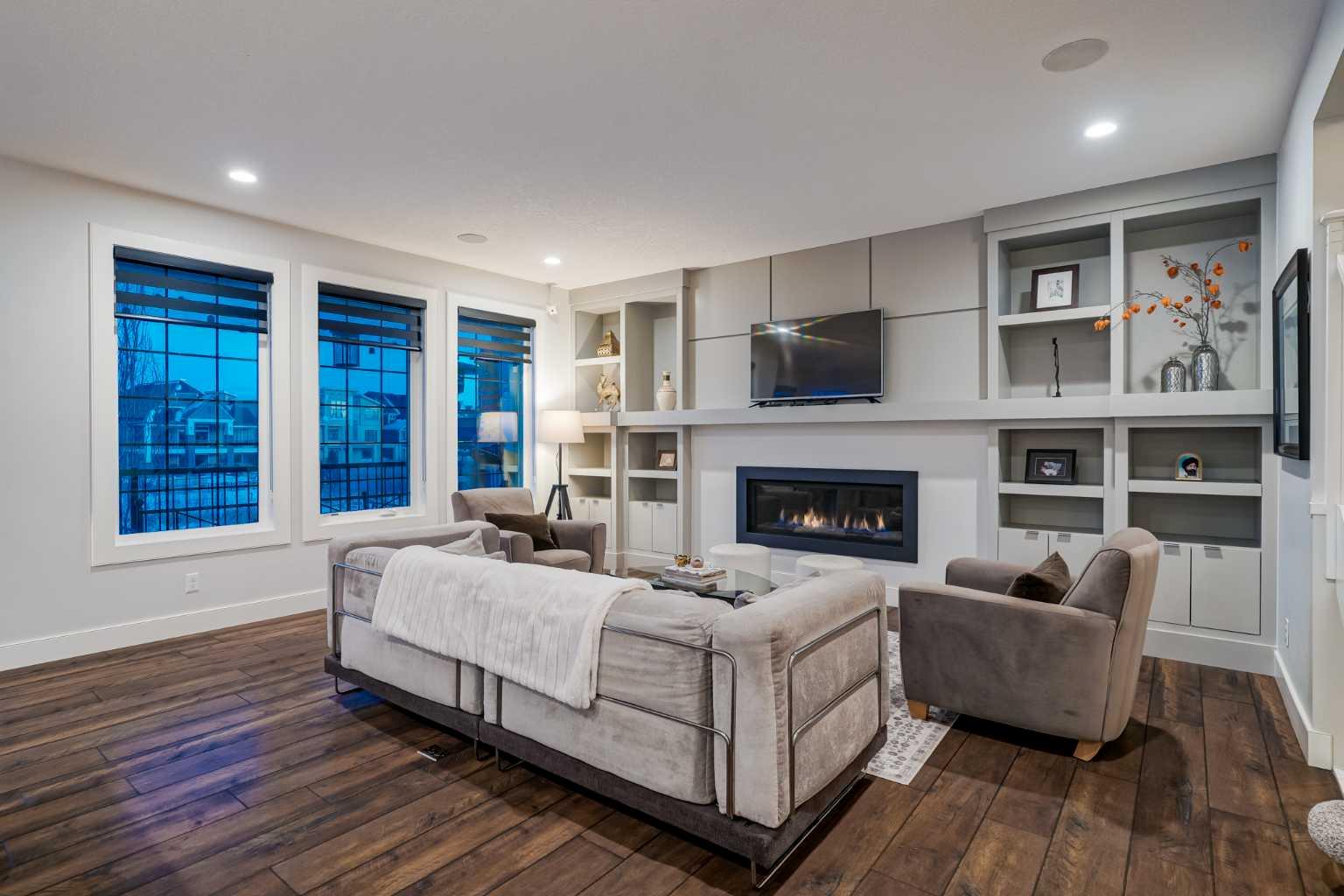 1117 Coopers Drive SW