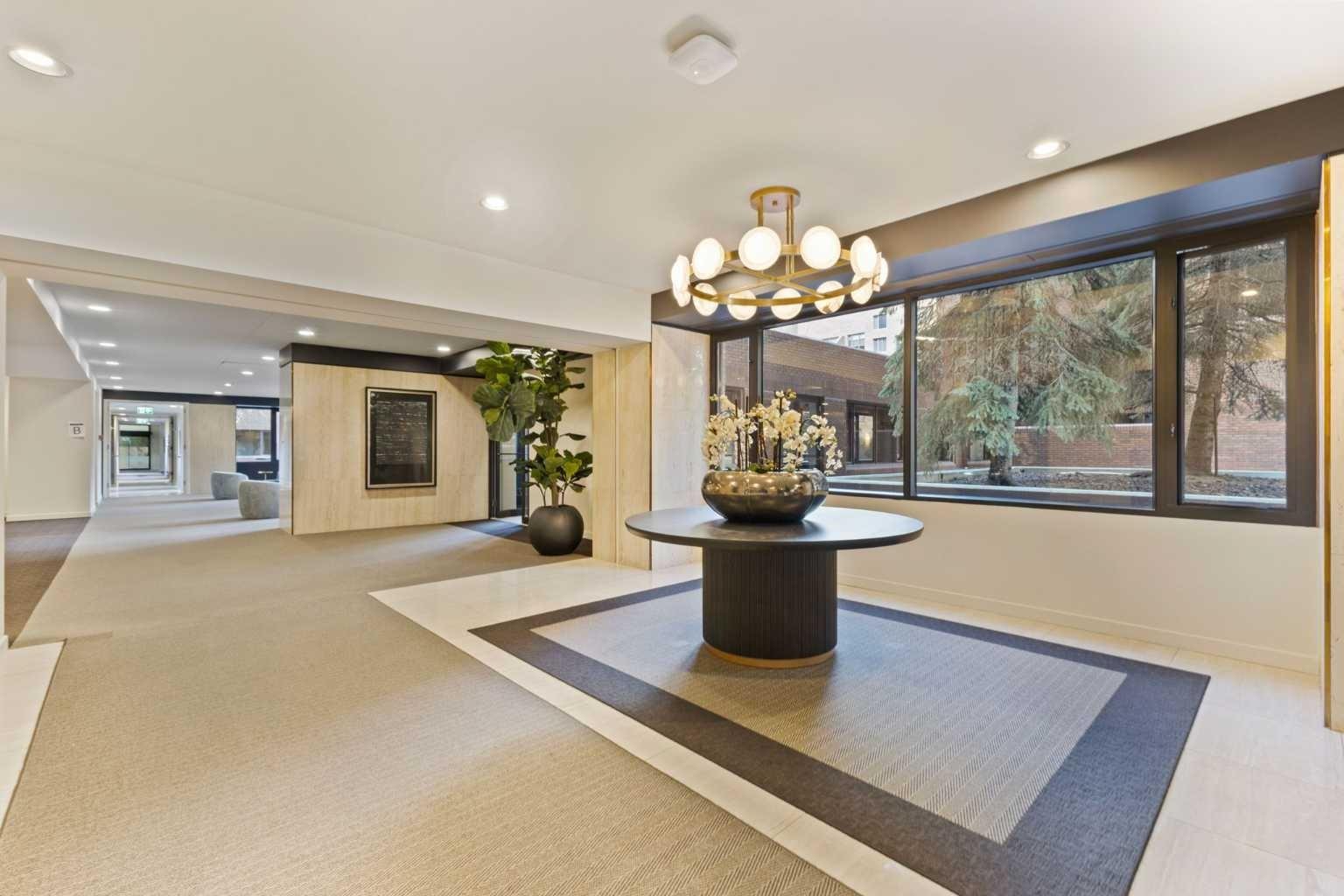 500 Eau Claire Avenue SW 102K