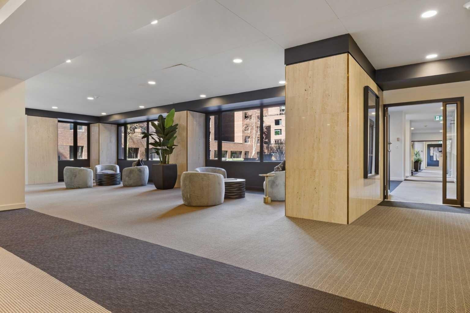 500 Eau Claire Avenue SW 102K