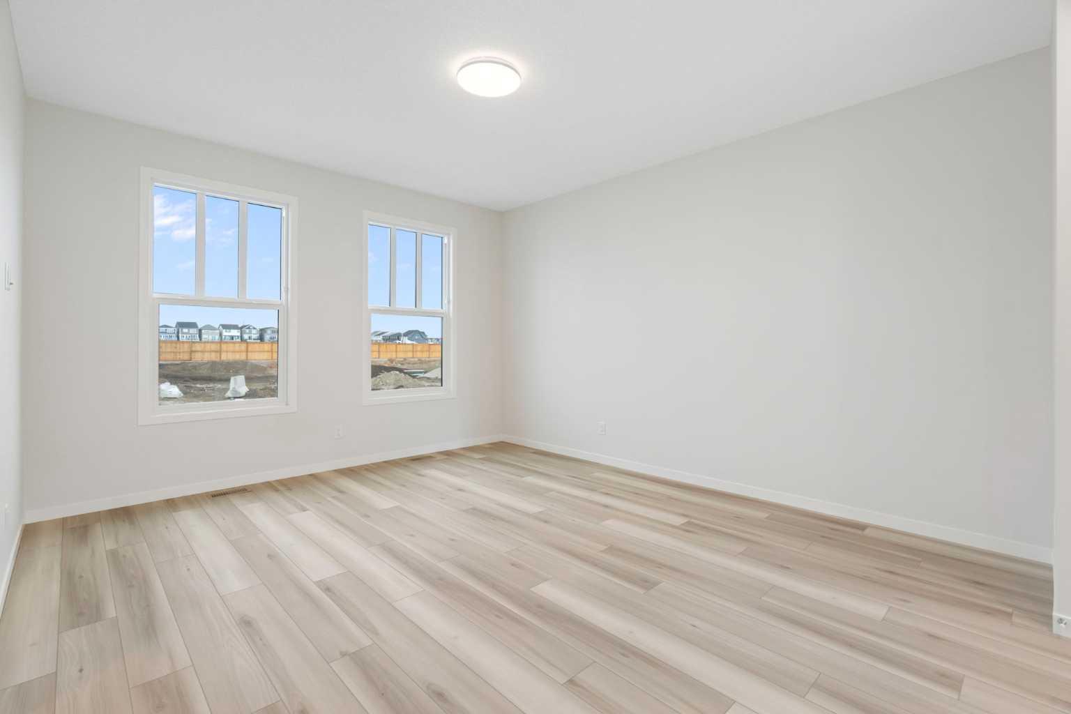 680 Buffaloberry Manor SE