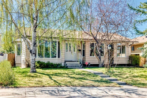 Photo of 316 Glamorgan Place SW, Calgary, AB T3E 6M2 (MLS # A2311069)