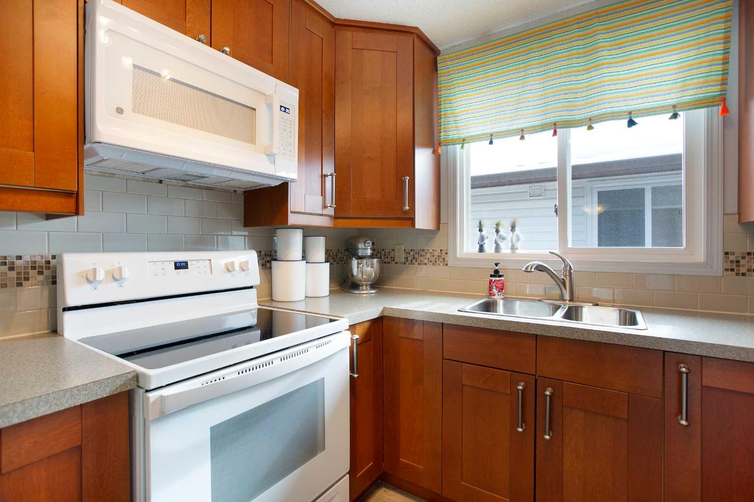 1133 Berkley Drive NW