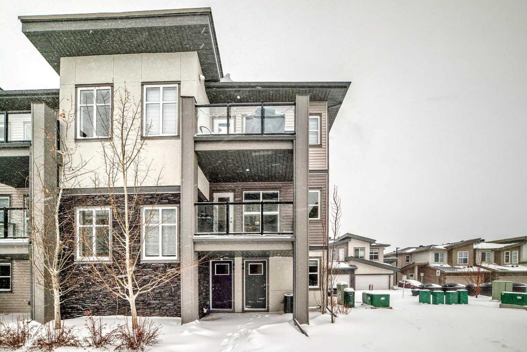 Photo of 44 Spring Creek Common SW, Calgary, AB T2E 6E2 (MLS # A2287438)