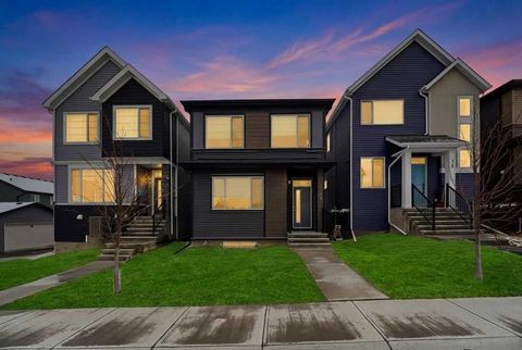 Photo of 34 Aquila Way NW, Calgary, AB T3R 1Z6 (MLS # A2295977)