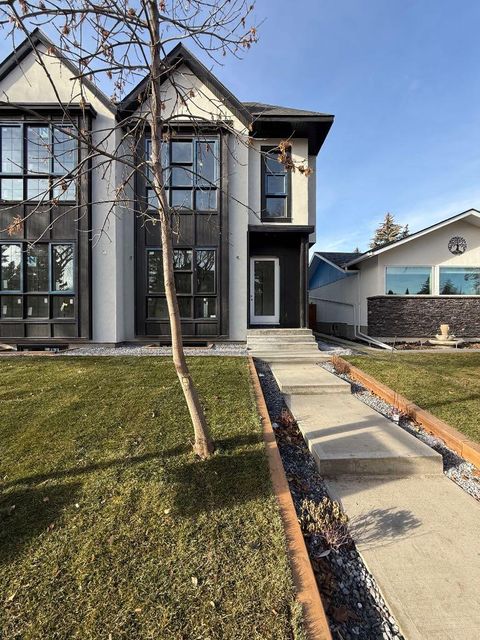 3511 42 Street Calgary AB T3E 3M7
